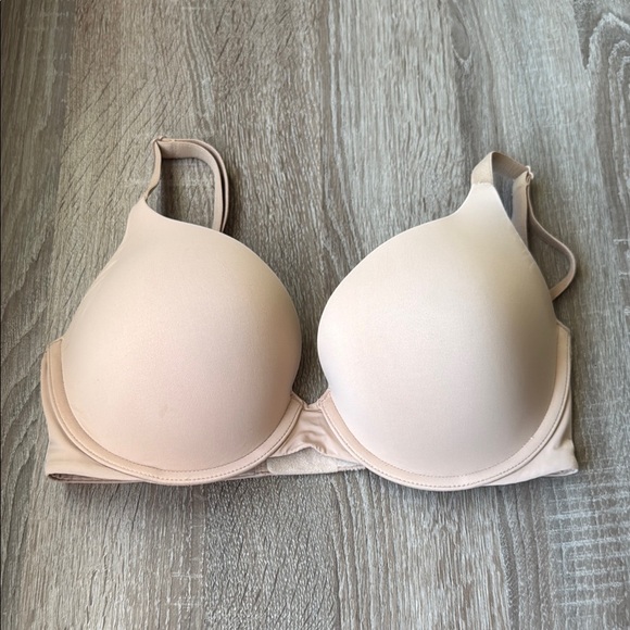 Victoria's Secret Other - VS Dream Angels T Shirt Push up Bra 32DD